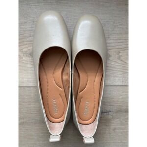 Born Beca Nude Beige Leather Ballet Flats Shoes Comfort Quiet Luxury Capsule 9.5